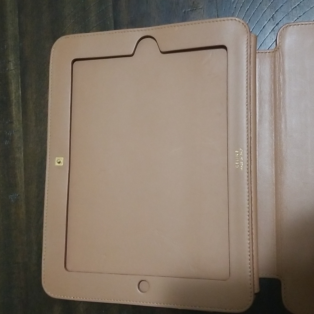 Celine Tan Leather iPad Case - Picture 8 of 12